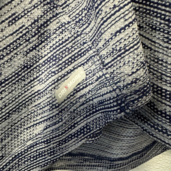 Lot of 2 Danskin Now Women’s Medium 8-10 Black, Grey, Blue Athletic Tank Workout - Picture 9 of 10